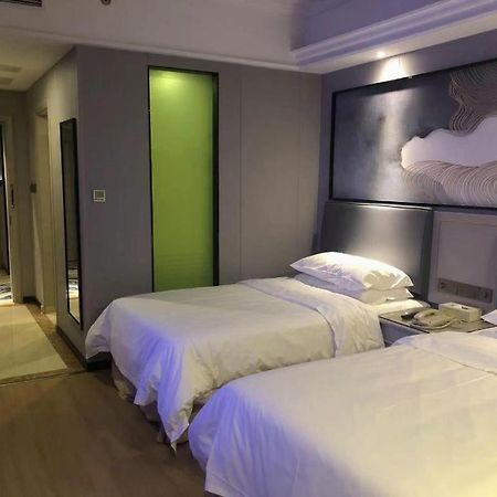 Vienna International Hotel Shanghai Pujiang Экстерьер фото