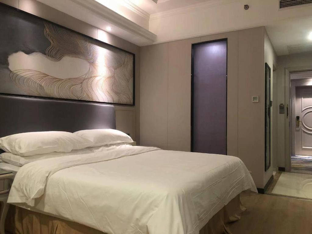 Vienna International Hotel Shanghai Pujiang Экстерьер фото