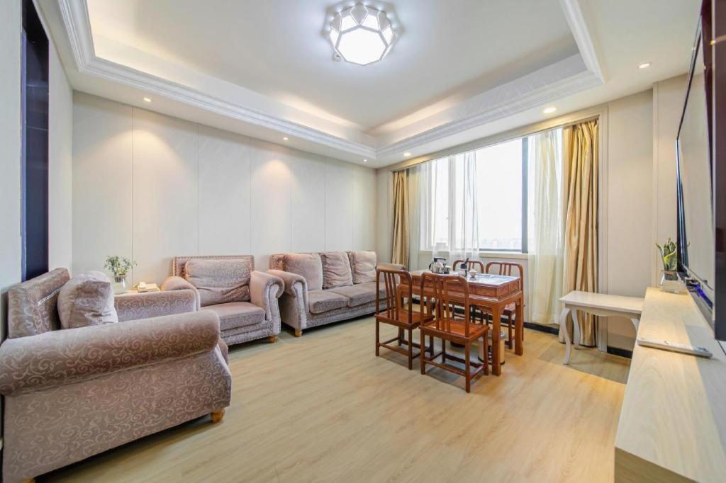 Vienna International Hotel Shanghai Pujiang Экстерьер фото